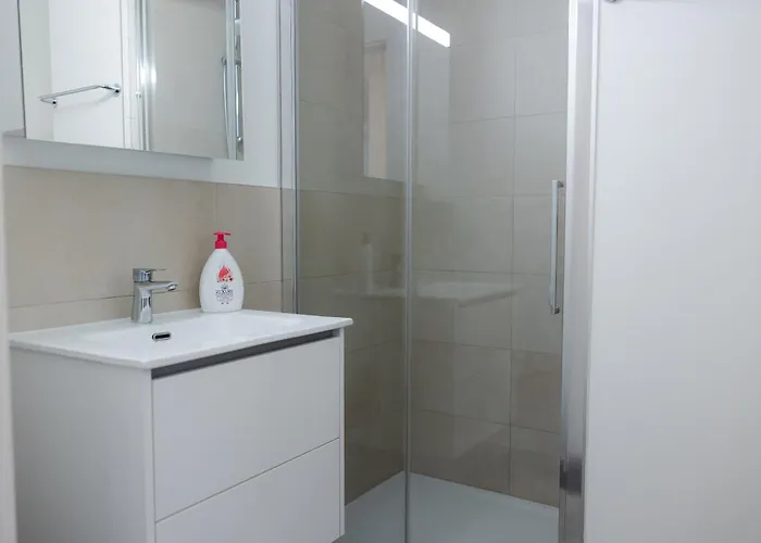 Five Stars Comfort Near The Apartment *