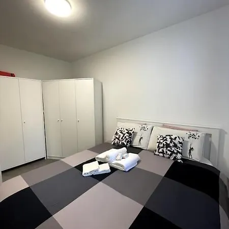 Five Stars Comfort Near The * Лугано