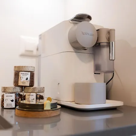 Five Stars Comfort Near The *